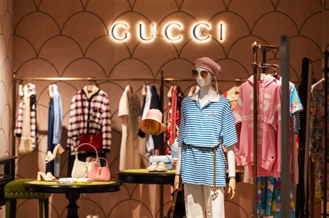 marca de ropa gucci|gucci tienda oficial.